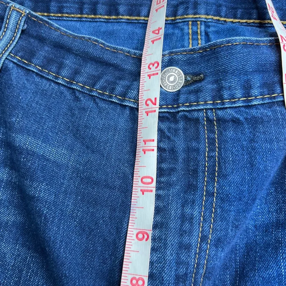 Levi's 569 Loose Straight Medium Blue Jeans 42.29